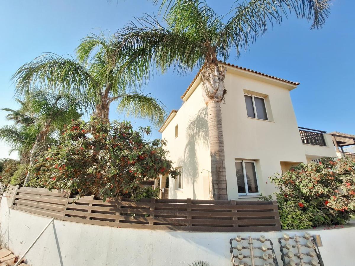 Villa Lynn Chill Out Seaview 아이아 나파 외부 사진