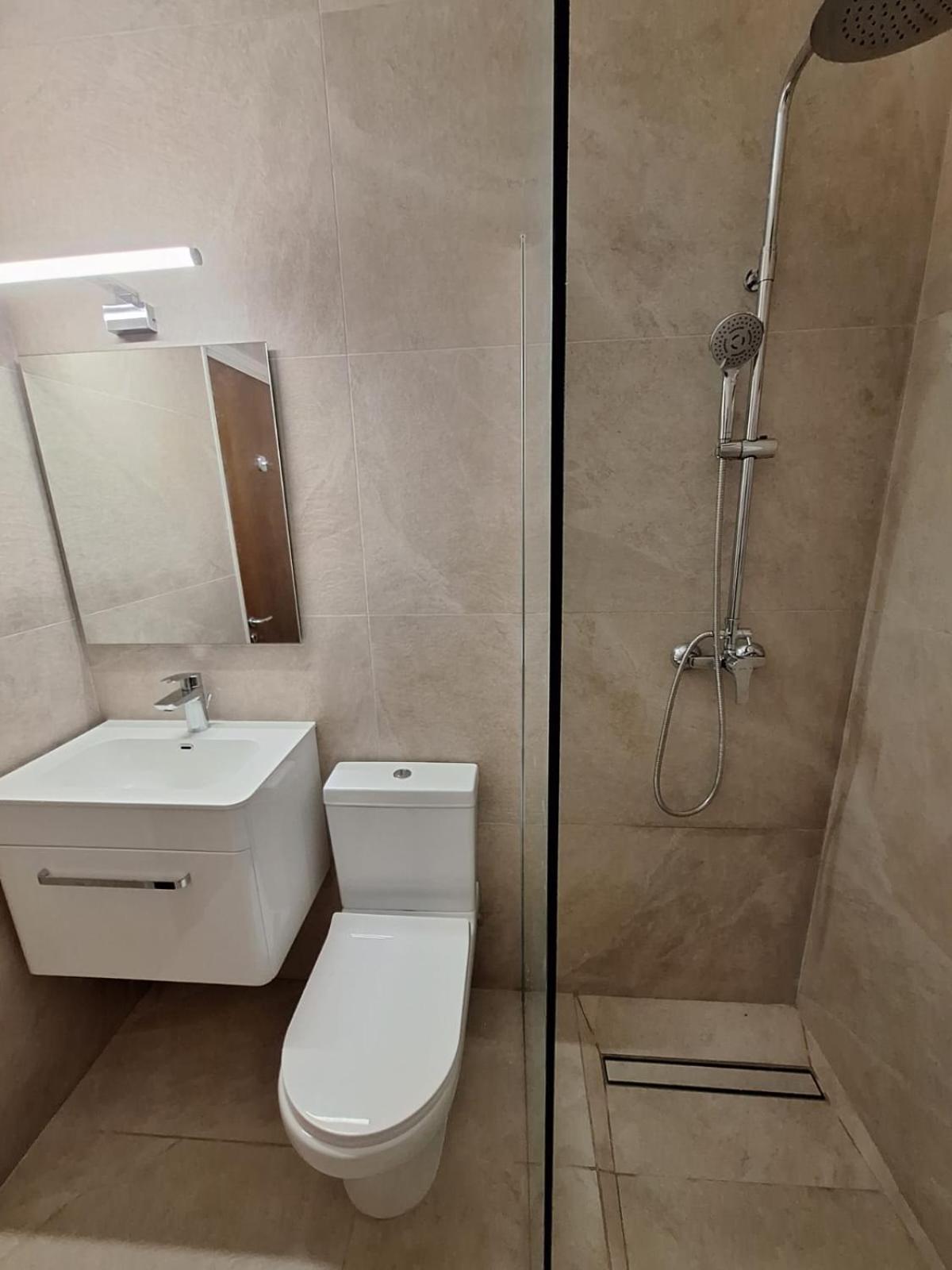Villa Lynn Chill Out Seaview 아이아 나파 외부 사진